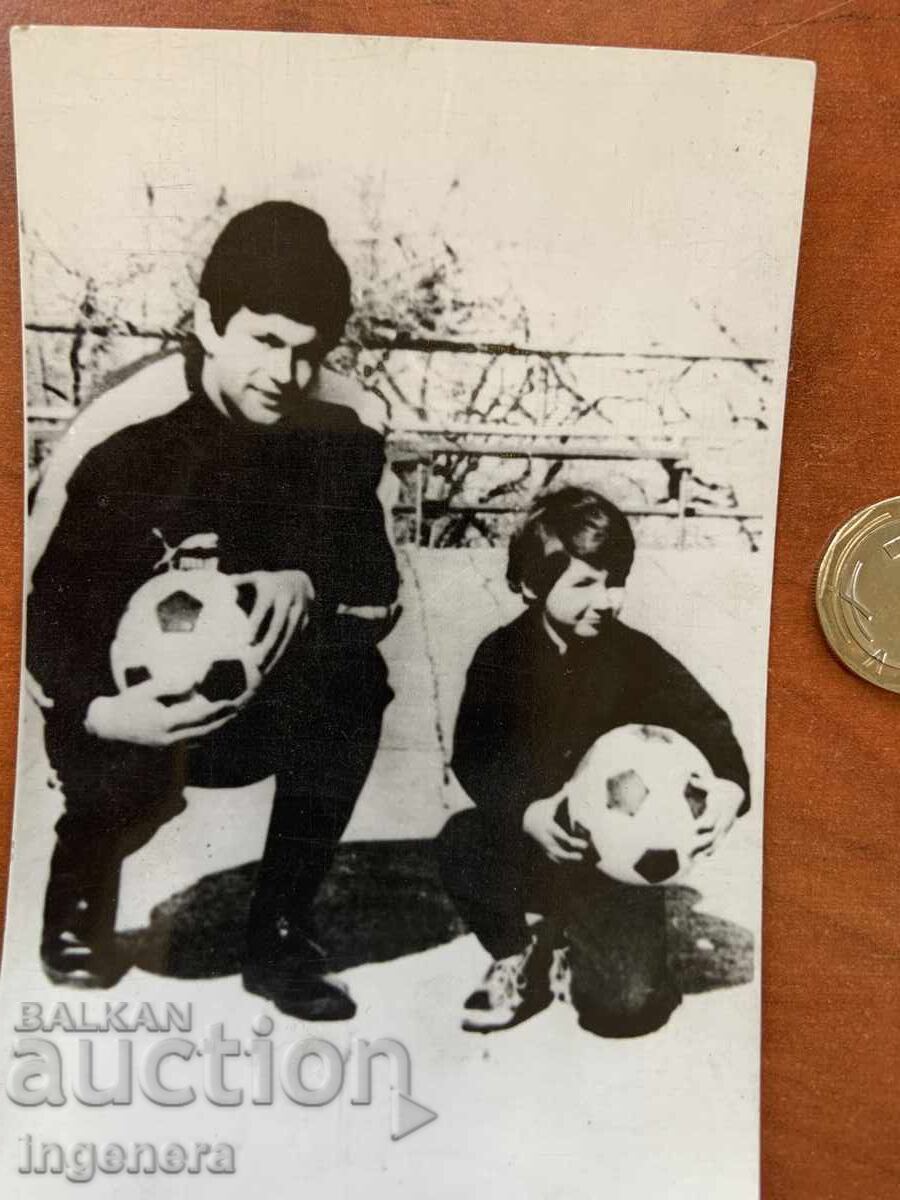 PHOTO PHOTOGRAPH GUNDI FOOTBALL LEVSKI SPARTAK with price 25.00 BGN | € 12.78