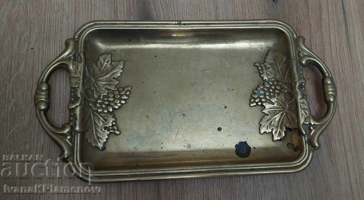 Tavă de alamă pentru cunoscători cu preț € 14.00 | 27.38 BGN