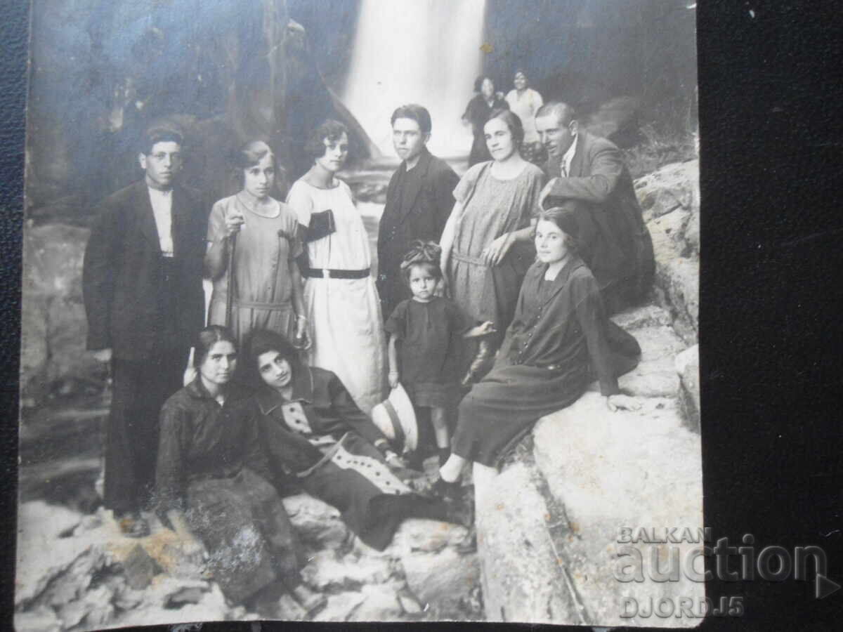 fotografie veche cu preț 3.00 BGN | € 1.53 fotografie veche cu preț 3.00 BGN | € 1.53