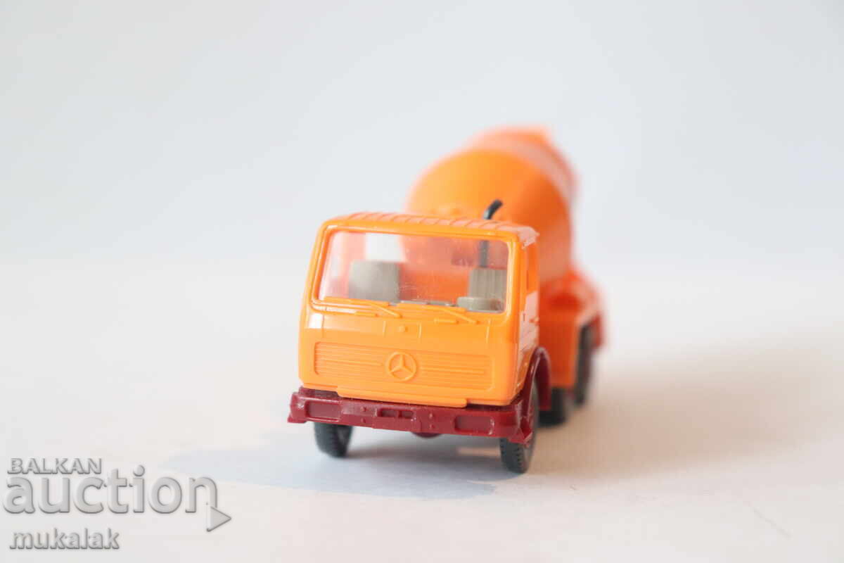 WIKING H0 1/87 MERCEDES Concrete Mixer Truck Model Car with price 15.00 BGN | € 7.67