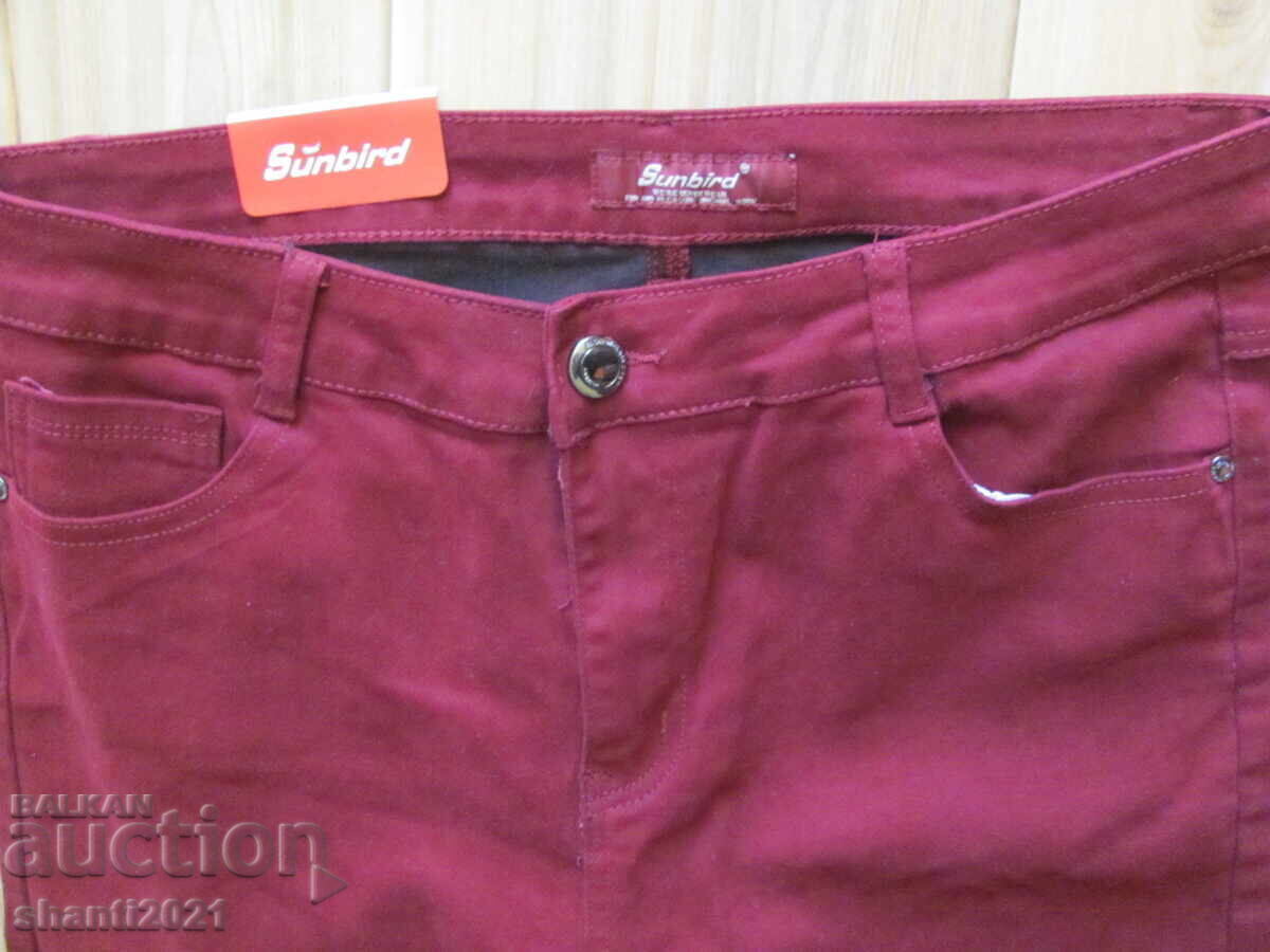 Pantaloni de damă - noi cu etichetă, Sunbird, culoare vișinie cu preț 12.00 BGN | € 6.14 Pantaloni de damă - noi cu etichetă, Sunbird, culoare vișinie cu preț 12.00 BGN | € 6.14