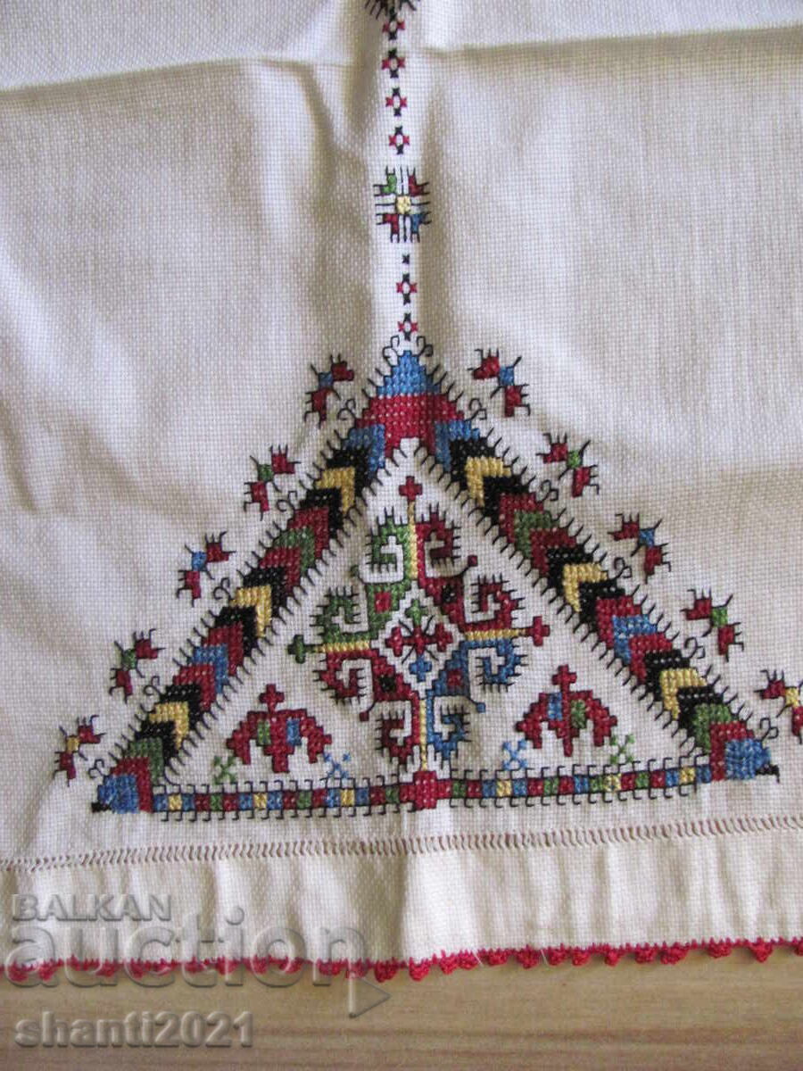 Auction Square, cover, embroidery, folk motifs, 90x34cm Auction Square, cover, embroidery, folk motifs, 90x34cm
