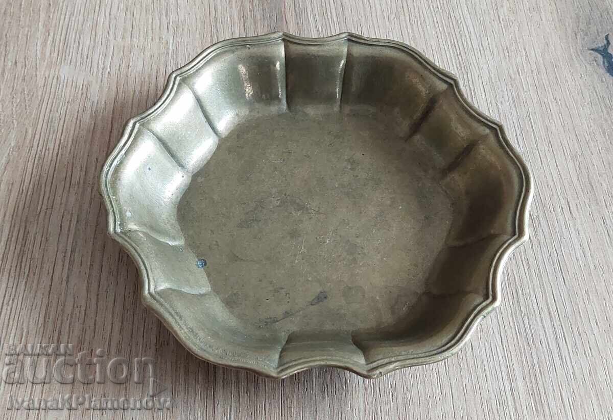 Bol de bronz pentru colecționari - 6