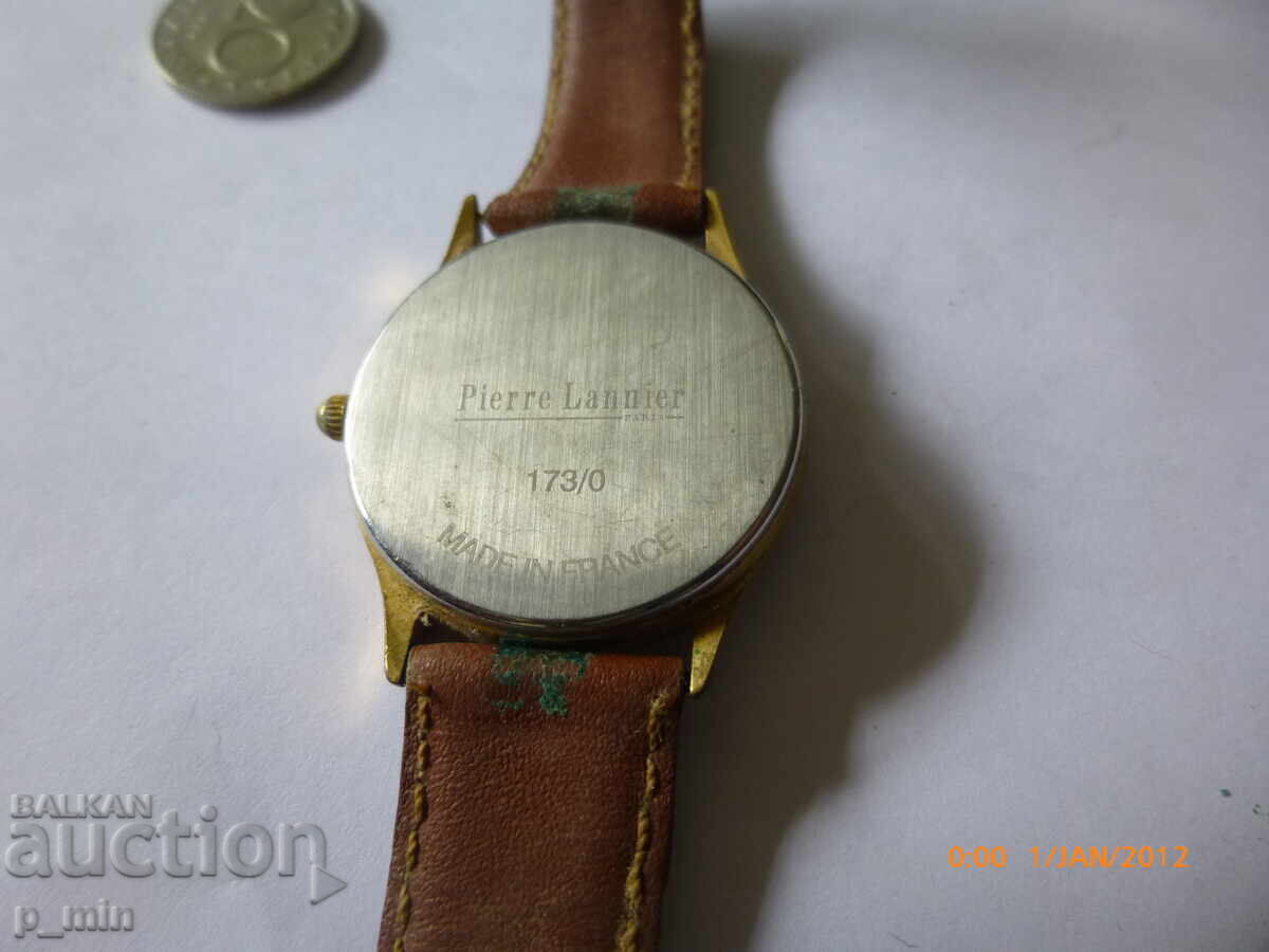 Watch with price 30.00 BGN | € 15.34 Watch with price 30.00 BGN | € 15.34