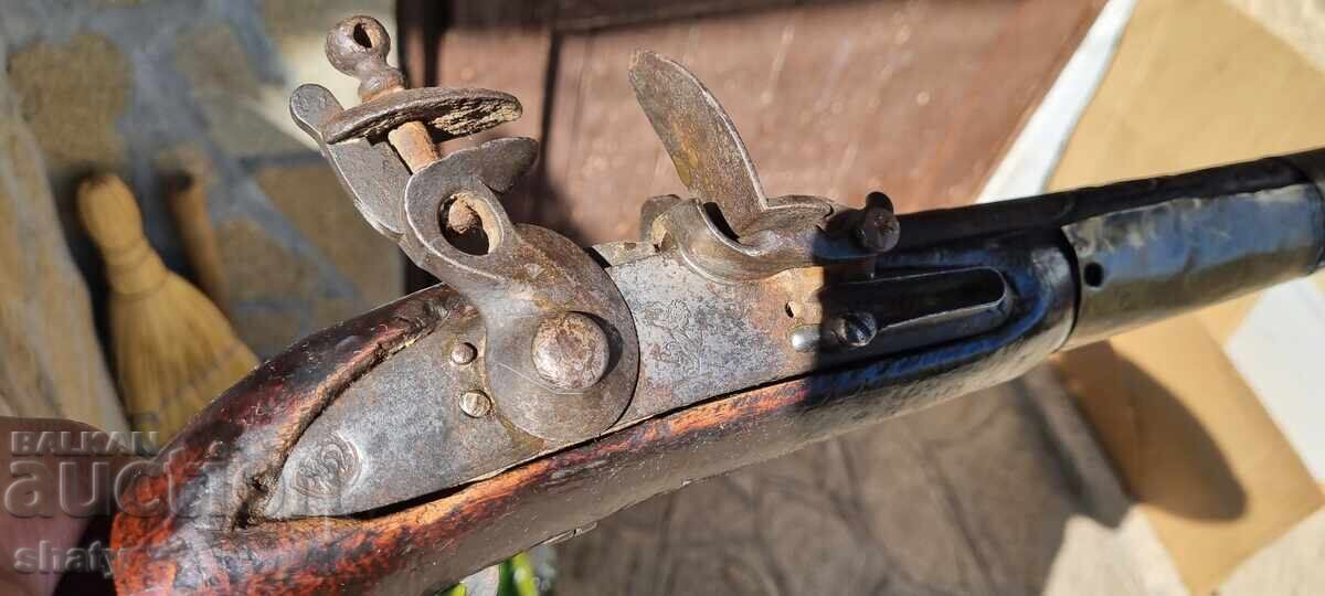 Παράδοση Τοφέκι πυρόλιθο