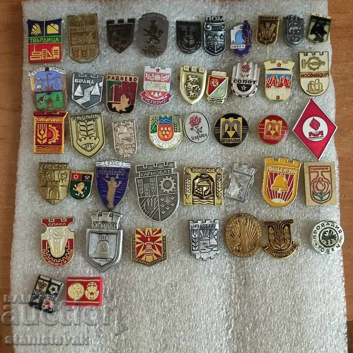 Lot of Badges with Coats of Arms of Bulgarian Settlements