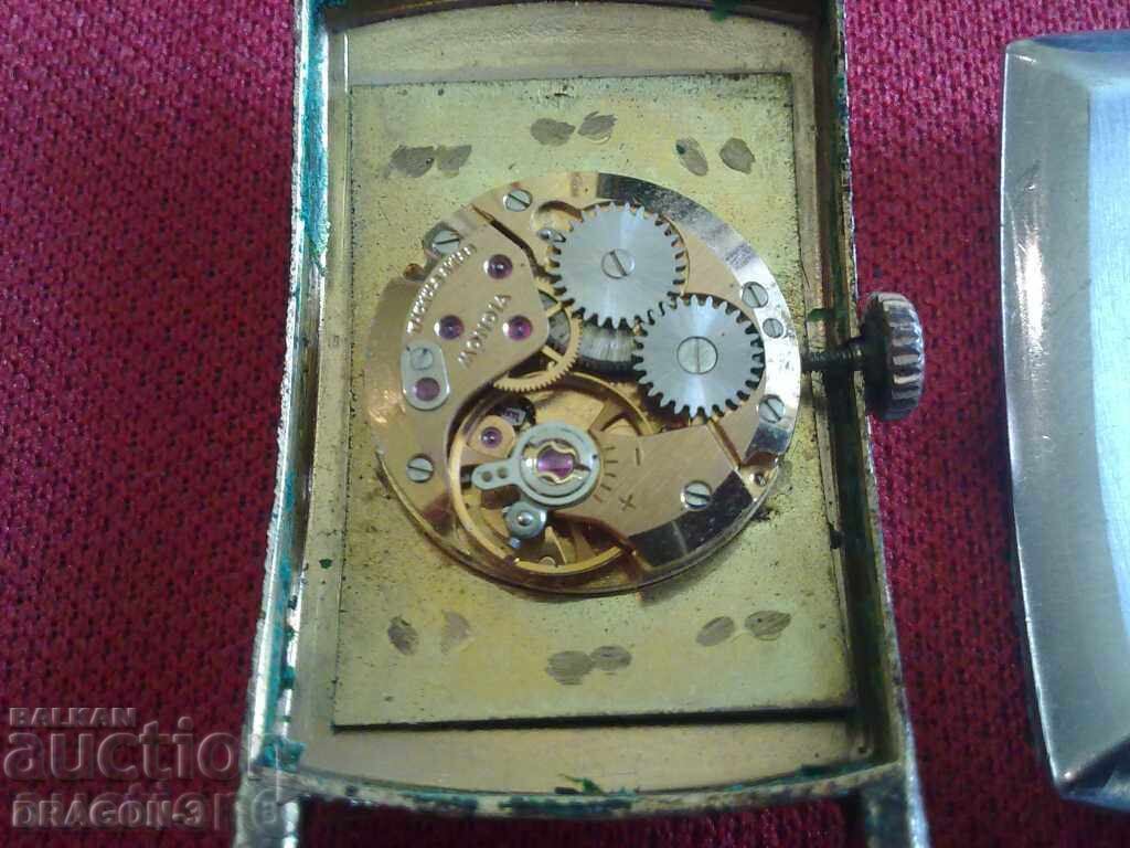 Auction WORLD Auction WORLD