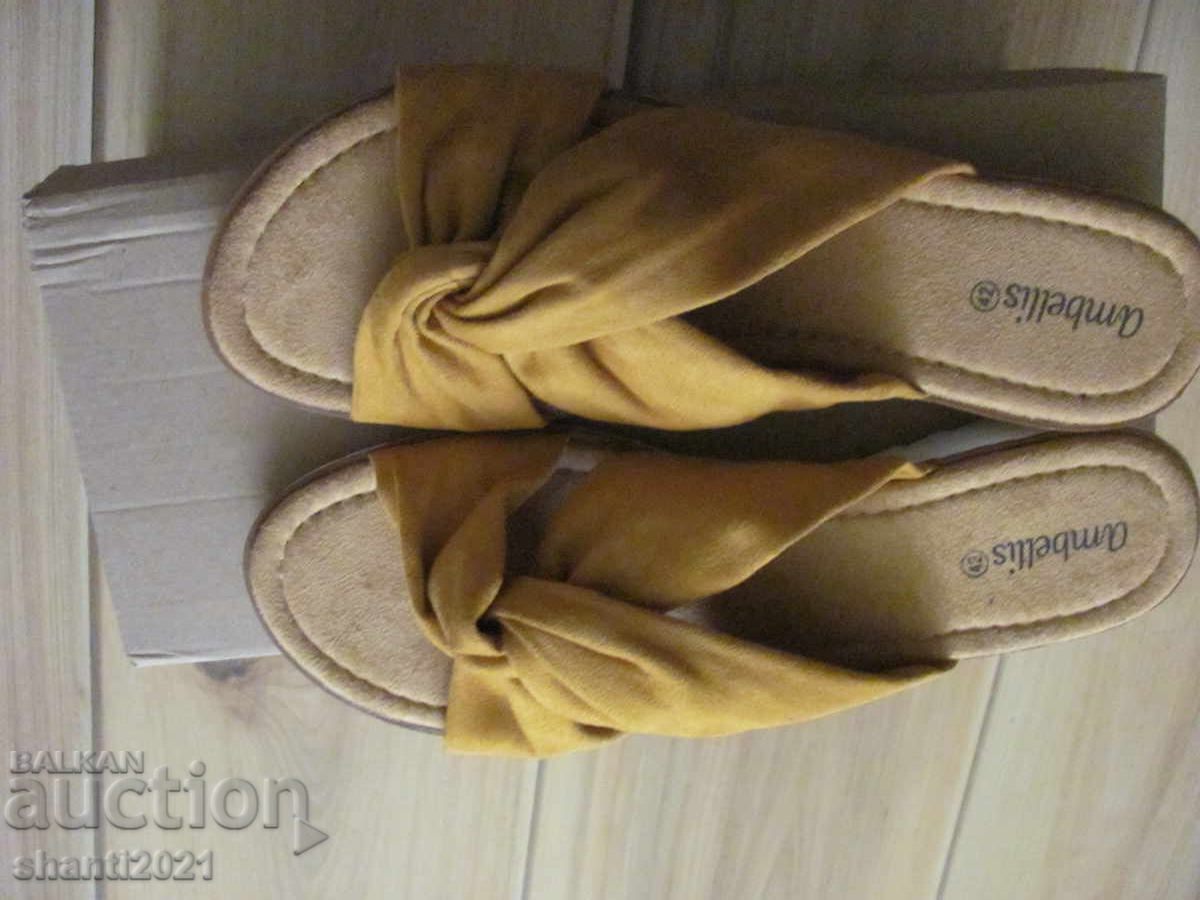 Livrarea Noi Papuci de Damă Germani Ambellis numărul 42