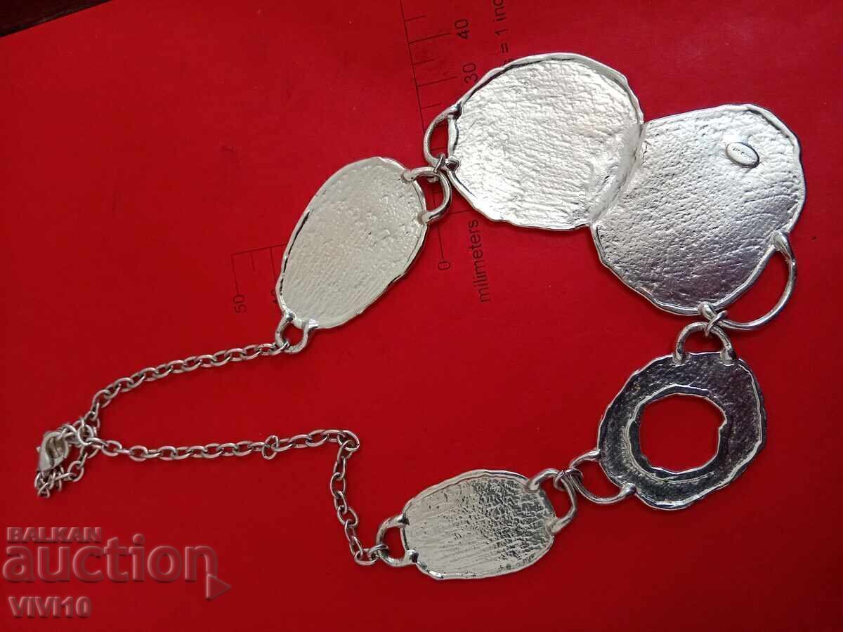 Αρχαίο κολιέ με σμάλτο με τιμή € 20.45 | 40.00 BGN