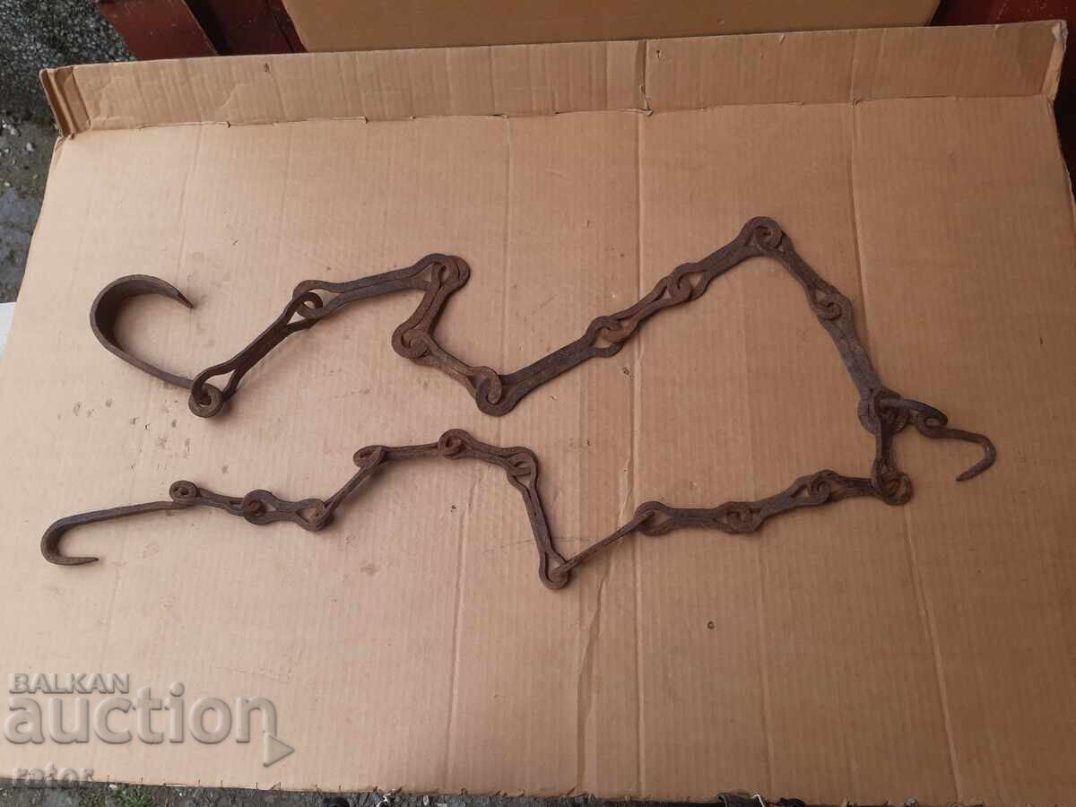 Παλιά αλυσίδα τζακιού από σφυρήλατο σίδερο, γερή