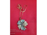 Старинно колие с емаил