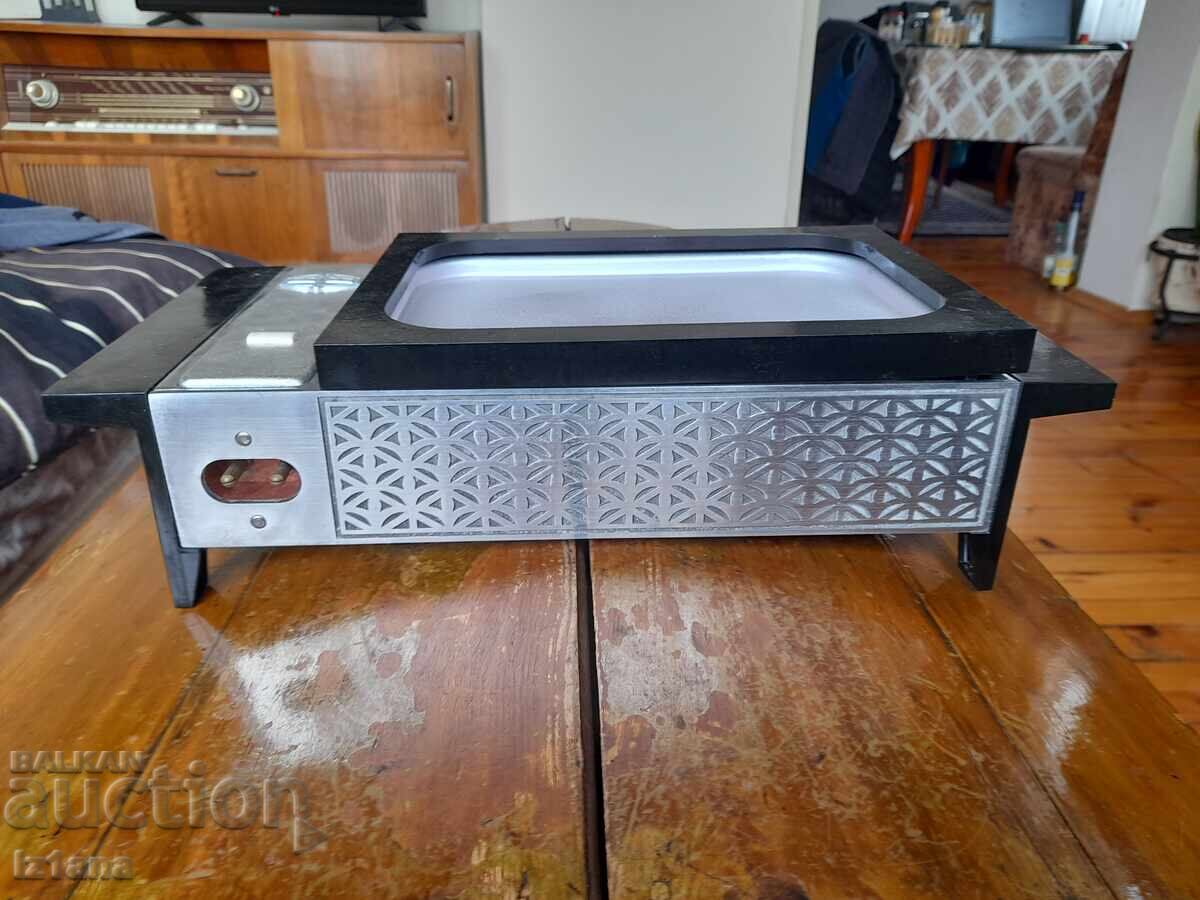 Δημοπρασία Παλιά καφετιέρα, μια συσκευή για την παρασκευή καφέ στην άμμο