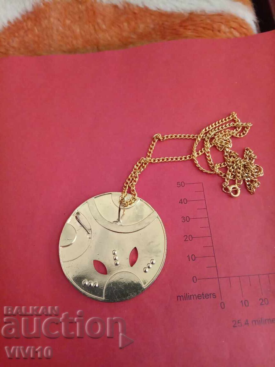 Αρχαίο κολιέ με σμάλτο με τιμή € 20.45 | 40.00 BGN