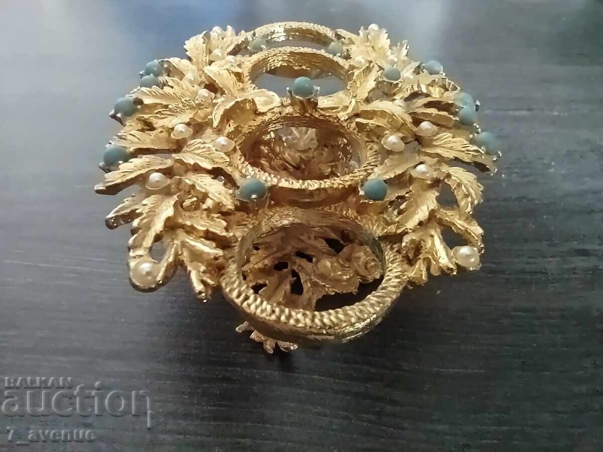 Delivery of Wonderful dressing table decoration, 18.05.25