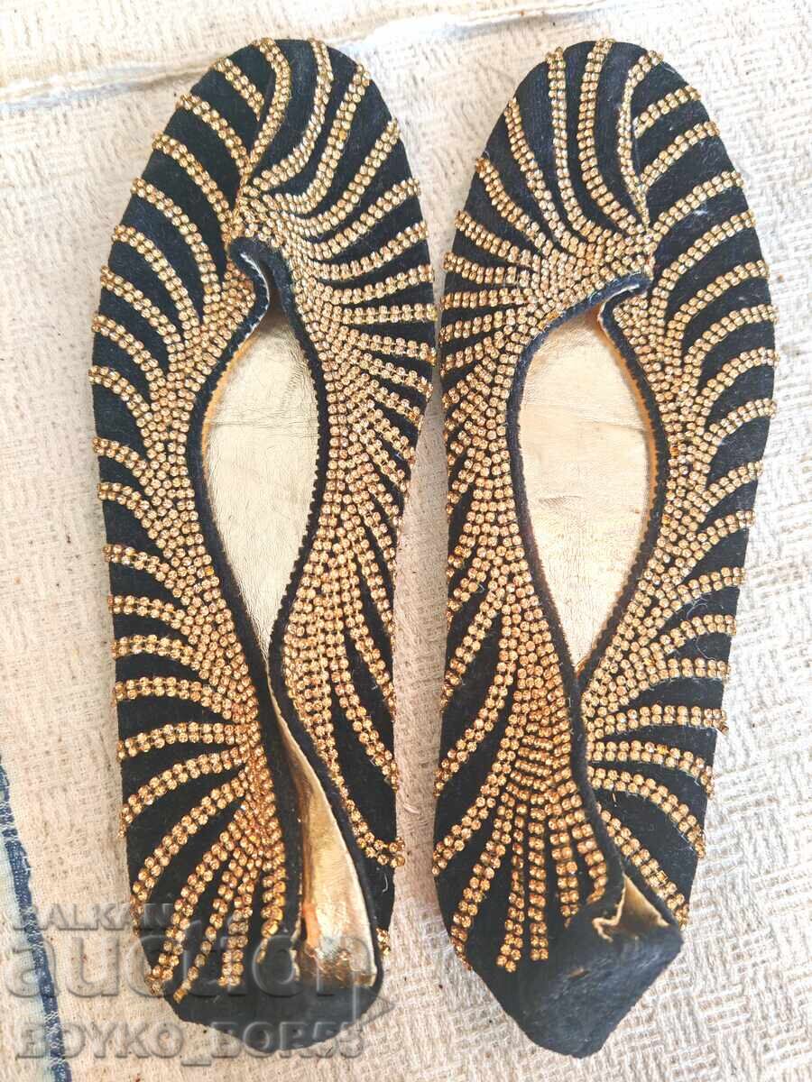 Νέες Όμορφες Ινδικές Γυναικείες Παντόφλες Παπούτσια 39 νούμερο Νέες Όμορφες Ινδικές Γυναικείες Παντόφλες Παπούτσια 39 νούμερο