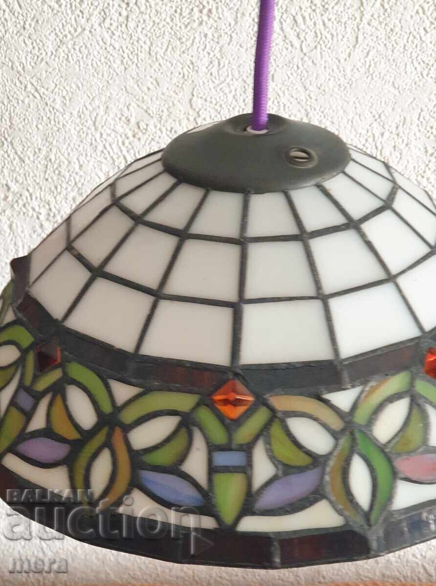Λάμπα, πολυέλαιος τύπου Tiffany με τιμή 190.00 BGN | € 97.15