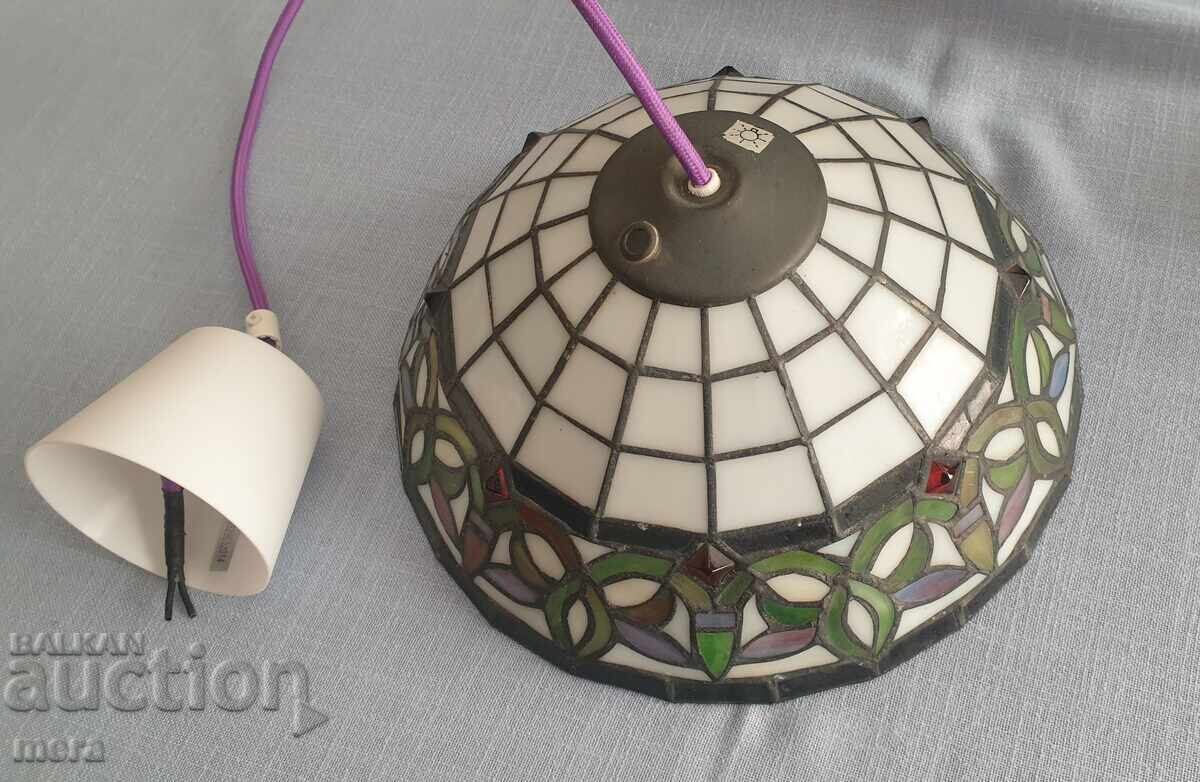 Δημοπρασία Λάμπα, πολυέλαιος τύπου Tiffany