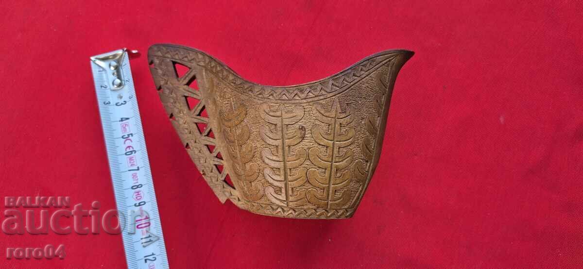 PAHAR - SOSIERĂ - SCULPTURĂ ÎN LEMN