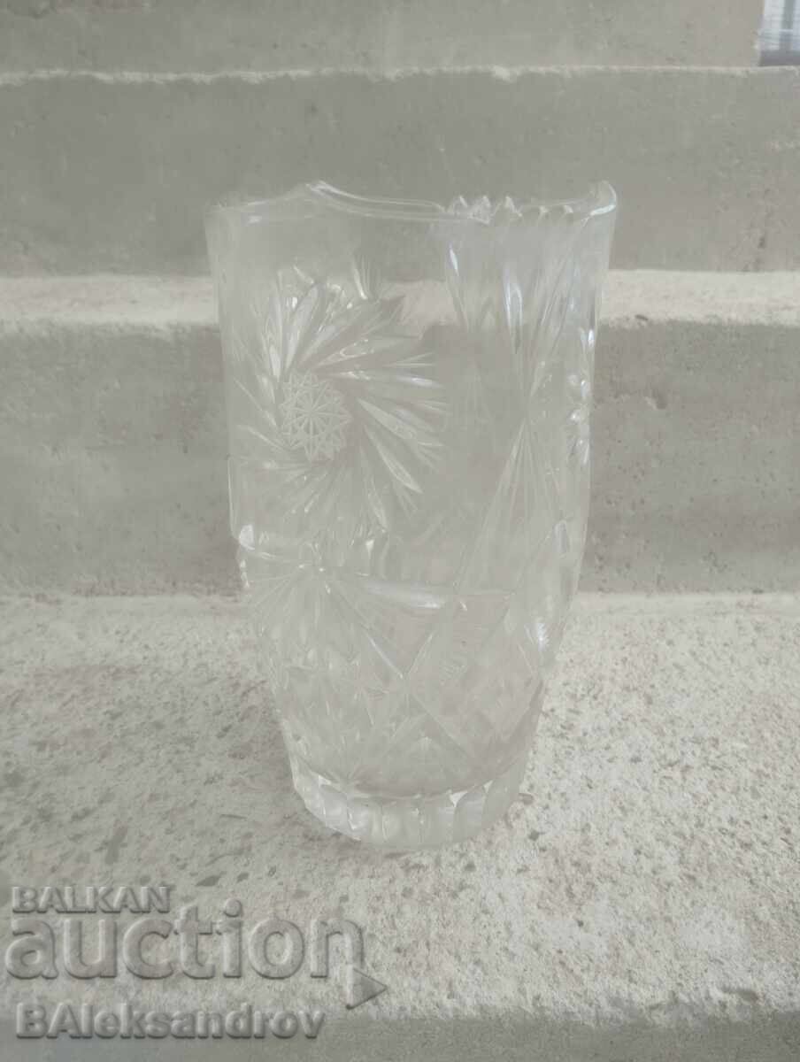 Vază mare, grea, din cristal cu preț € 6.50 | 12.71 BGN