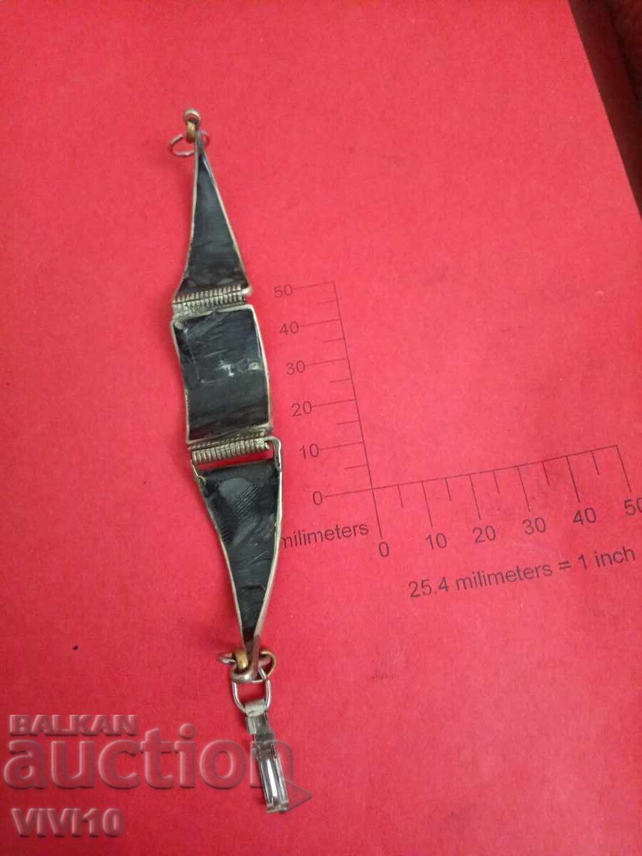 Δημοπρασία Αρχαίο βραχιόλι με σμάλτο και μαργαριτάρι