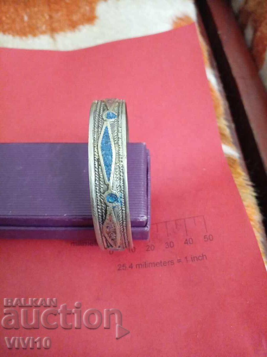 Auction  Antique enameled bracelet