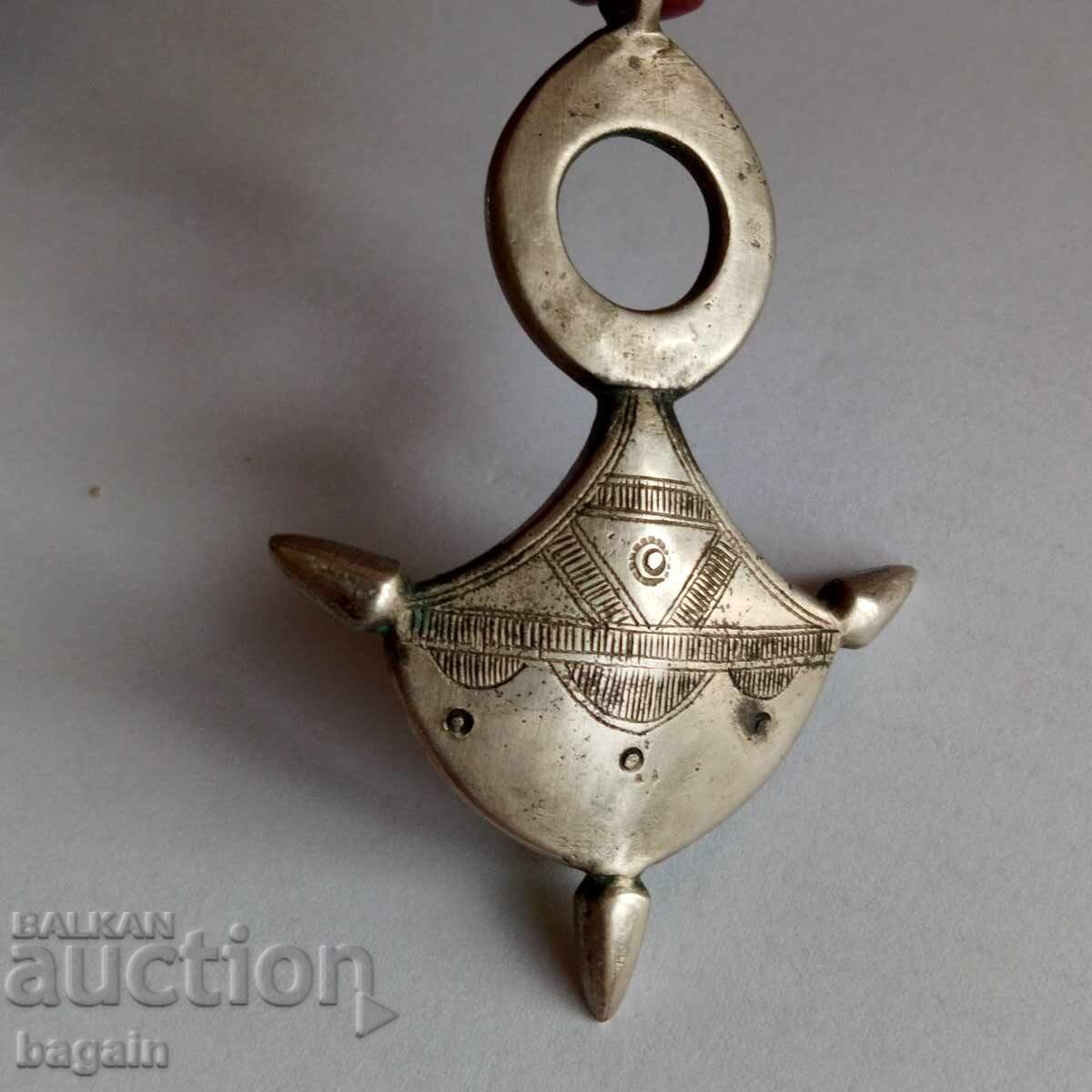 Colier Tuareg unic cu preț 100.00 BGN | € 51.13