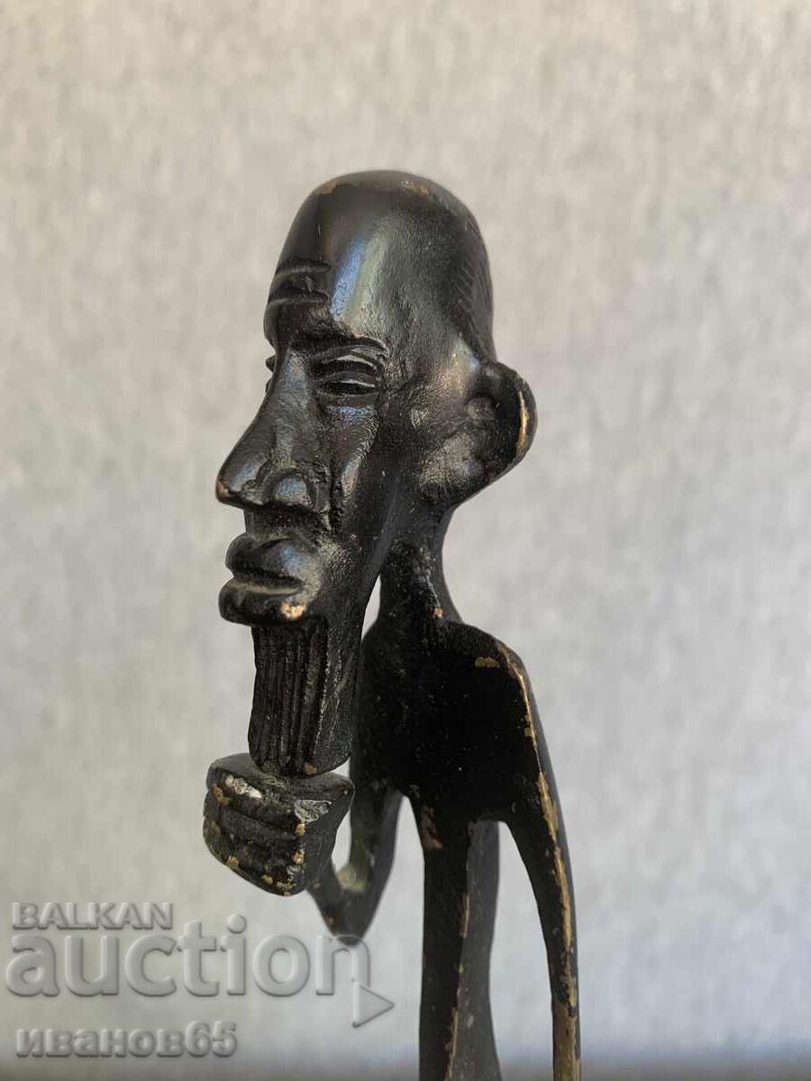 Bronze/Brass statue of an African tribal person - 5 Bronze/Brass statue of an African tribal person - 5