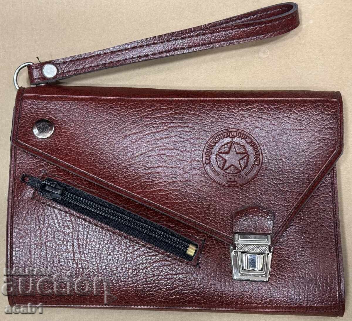 TSSKA Gentuță bărbătească din anii '80 2 TSSKA Gentuță bărbătească din anii '80 2