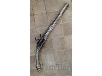 Flintlock pistol, rifle, shishane (a type of rifle), boylia (a type of rifle), flintlock rifle