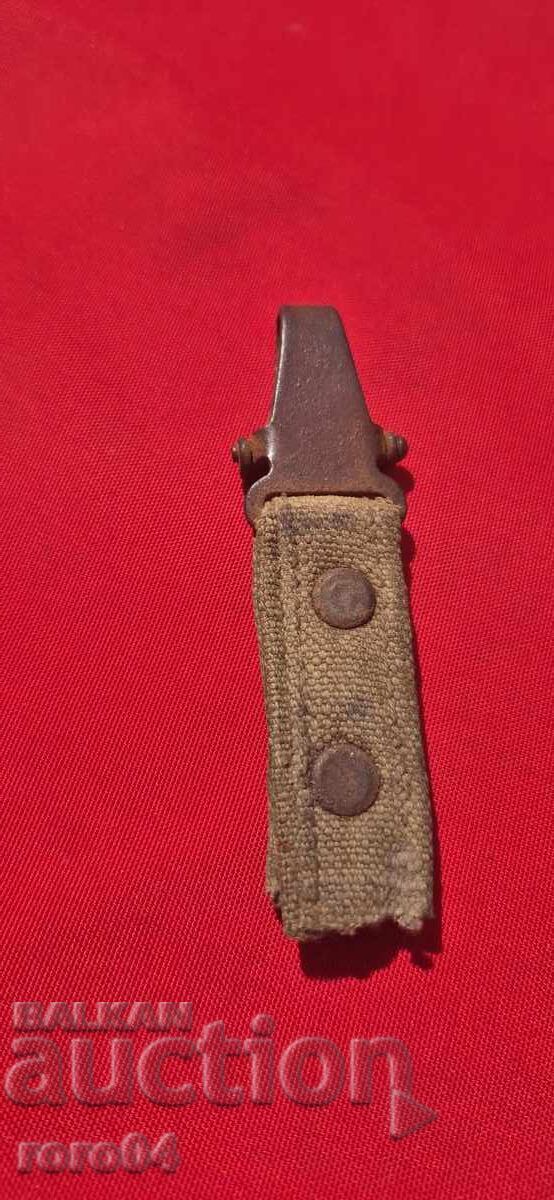 CARABINĂ - PARAȘUTĂ / CUȚIT - WW I / WW II - 6 CARABINĂ - PARAȘUTĂ / CUȚIT - WW I / WW II - 6