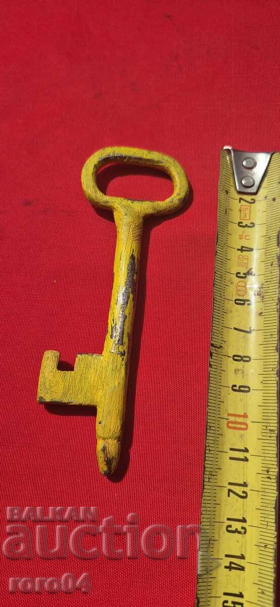 Licitație CHEIE VECHE MARE Licitație CHEIE VECHE MARE