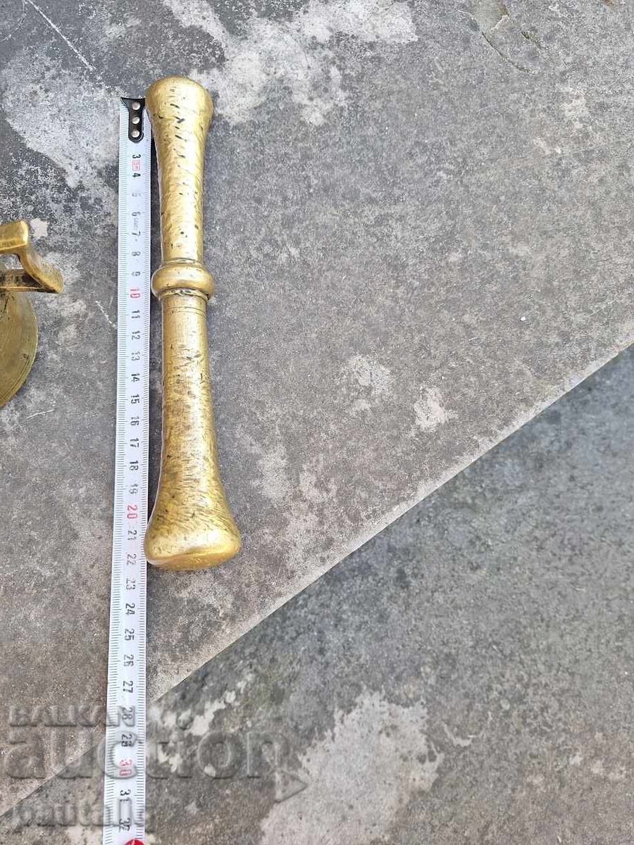 Livrarea MORTAR VECHI DE BRONZ