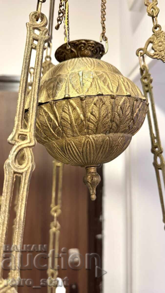 Антикварен Френски полюлей, петролна лампа и свещници - 7