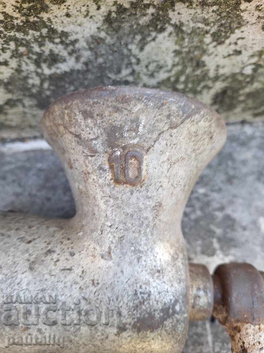 OLD MELACHKA with price 8.00 BGN | € 4.09