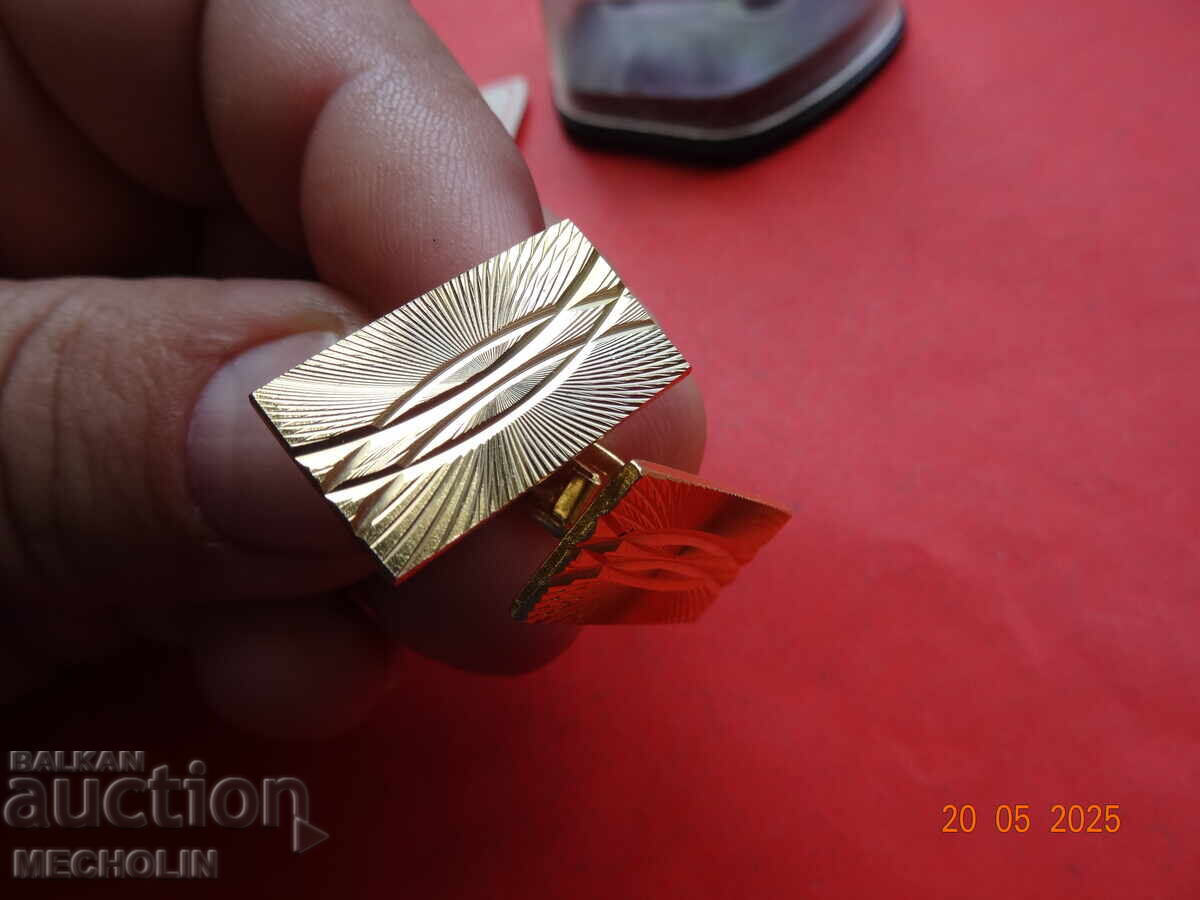 COLLECTOR'S Bulgarian shirt buttons - 7