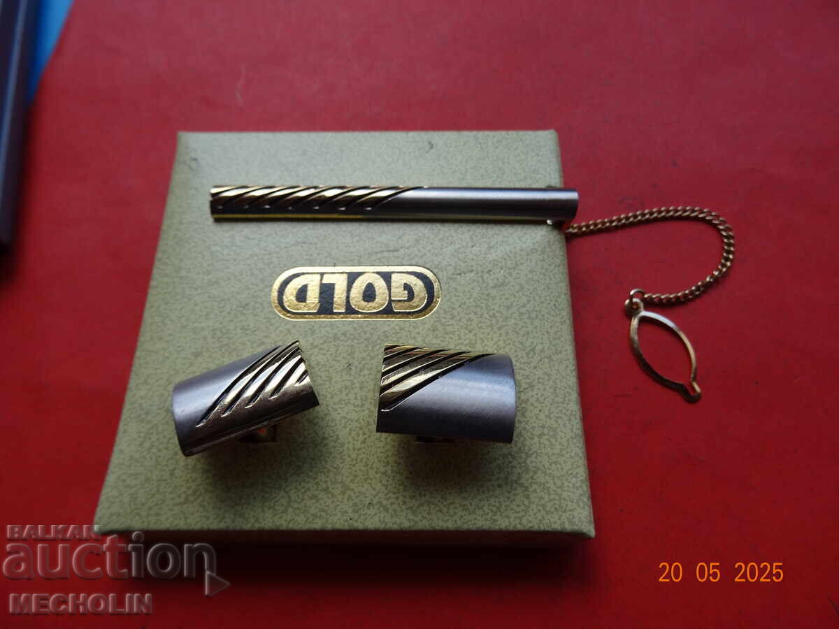 Licitație BUTONI și AC pentru cămașă DE COLECȚIE GOLD