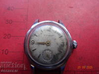 СТАР РУСКИ РЪЧЕН ЧАСОВНИК УРАН ВОСТОК 1960