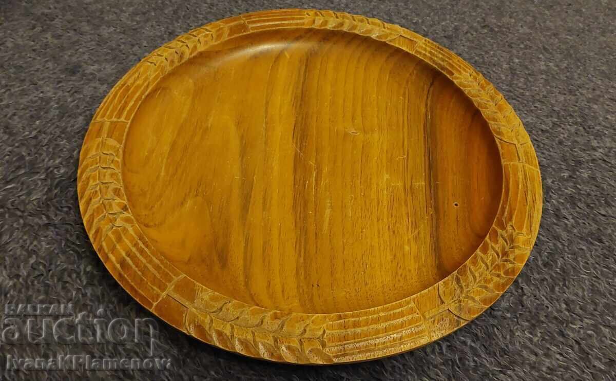 Panou sculptat în lemn pentru cunoscători cu preț € 9.00 | 17.60 BGN