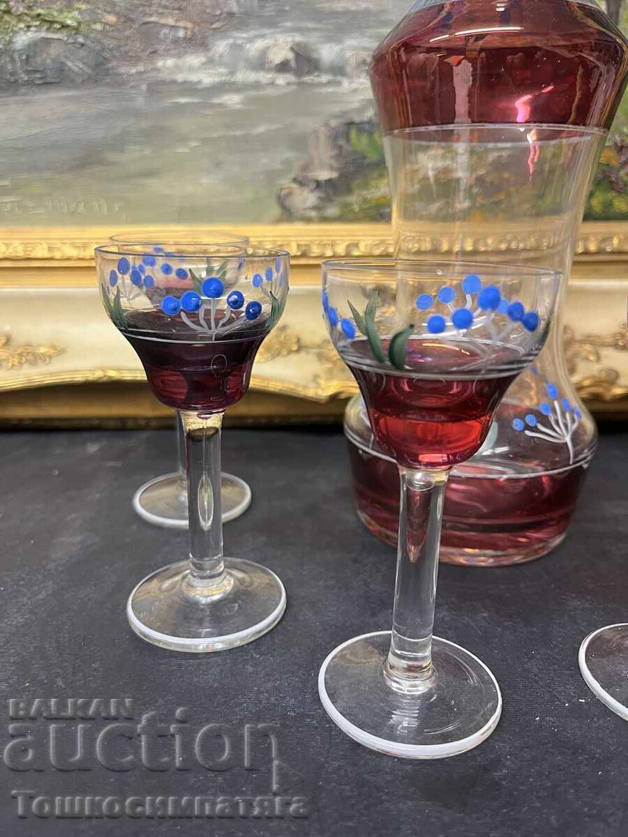 Set italian, colorat, pentru lichior cu preț 100.00 BGN | € 51.13