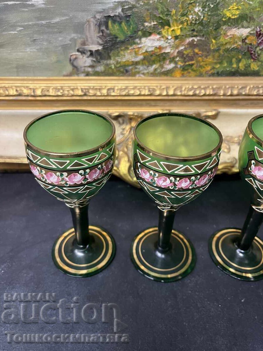 Δημοπρασία 4 ποτήρια κρασιού