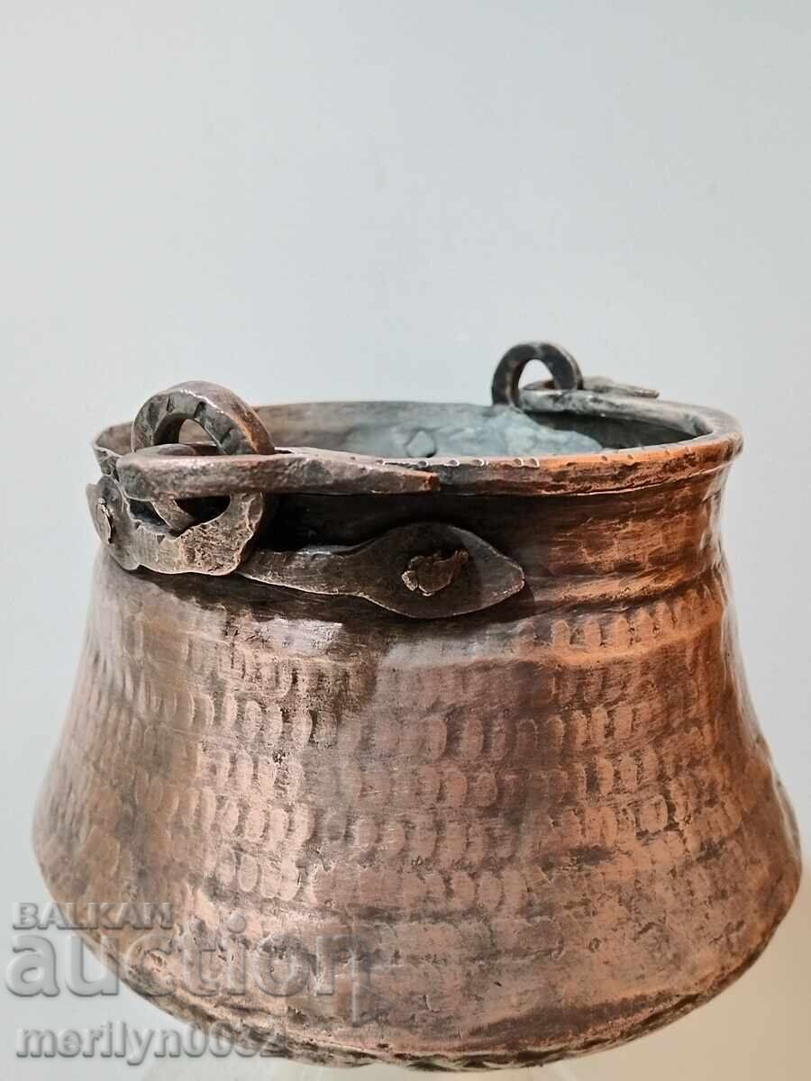 Ibric vechi de cupru, cupru, ceaun, ceaun, vas de cupru cu preț 98.50 BGN | € 50.36