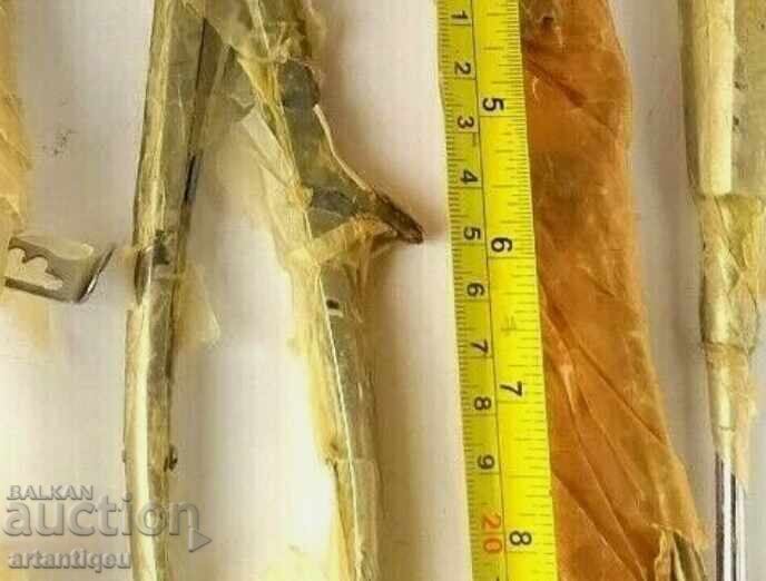 Diverse instrumente chirurgicale, medicale - nefolosite cu preț 90.00 BGN | € 46.02