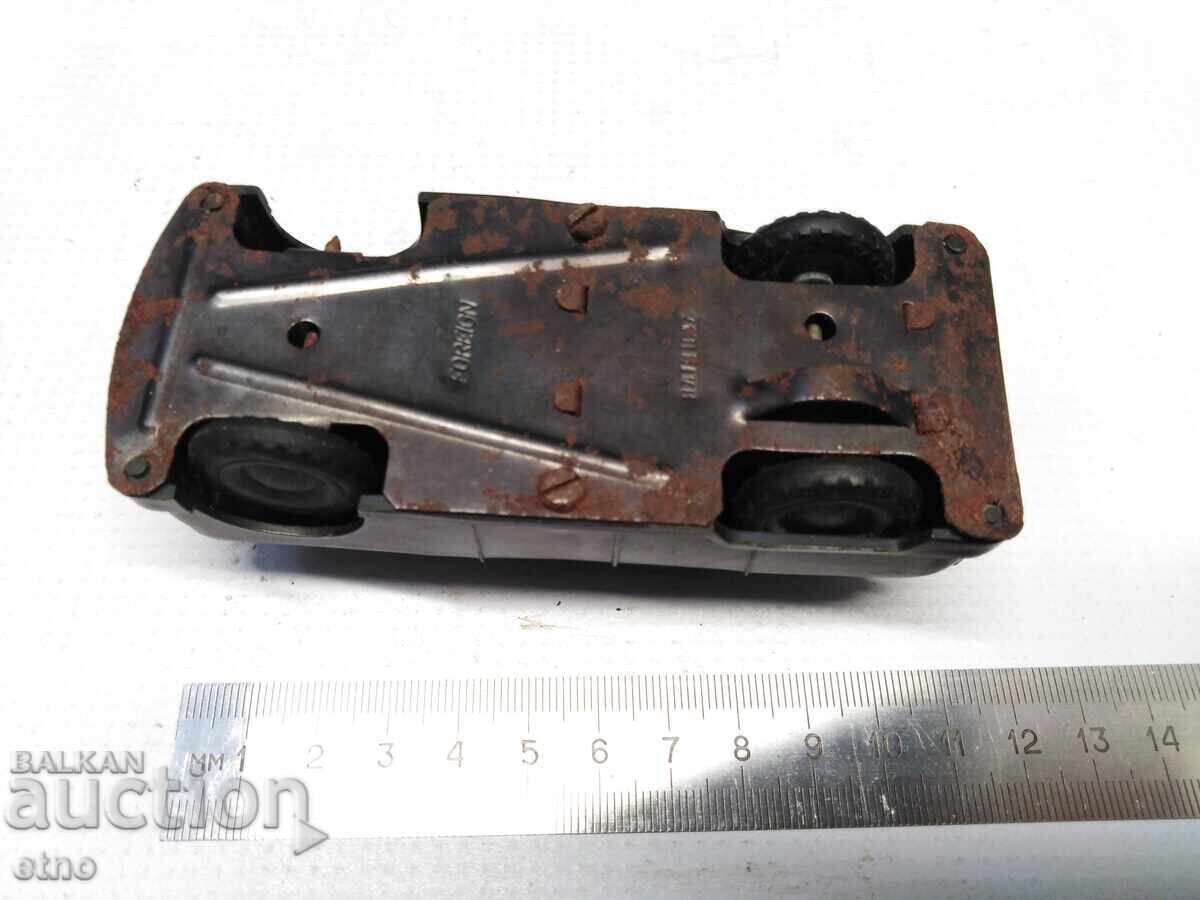 Delivery of MECHANICAL SOCIAL TOY - HUNGARY 1960 FOREIGN