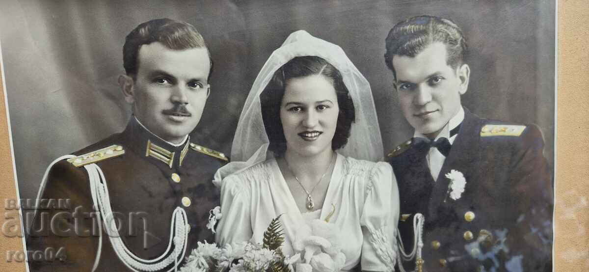CAPTAIN GEORGI SAPUNDZHIEV - ANGELINA HADZHIMITOVA CAPTAIN GEORGI SAPUNDZHIEV - ANGELINA HADZHIMITOVA