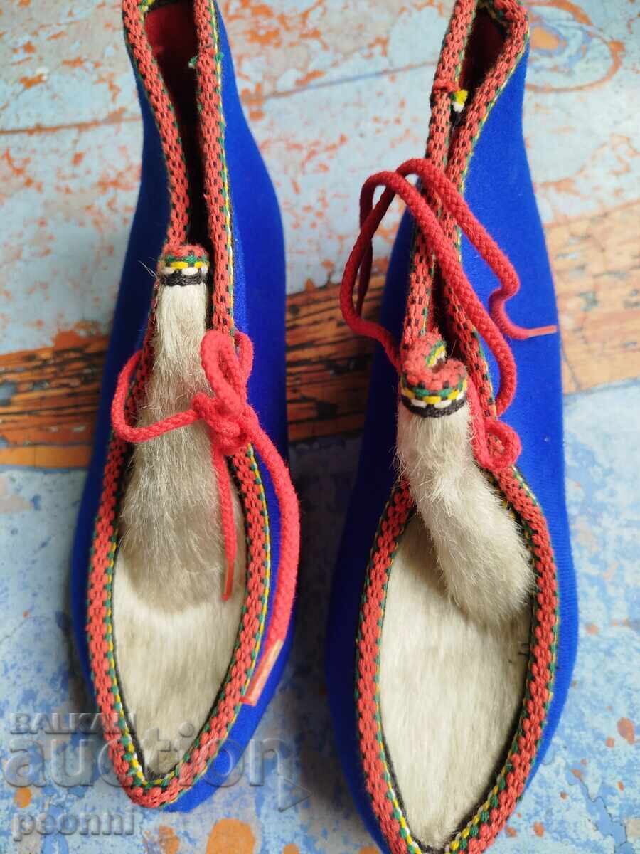 Εθνογραφικά παπούτσια - 5 Εθνογραφικά παπούτσια - 5