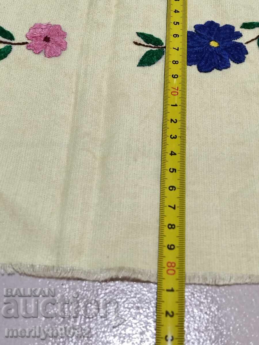 Старо бродирано каре, покривка, мильо, българска бродерия - 5 Старо бродирано каре, покривка, мильо, българска бродерия - 5