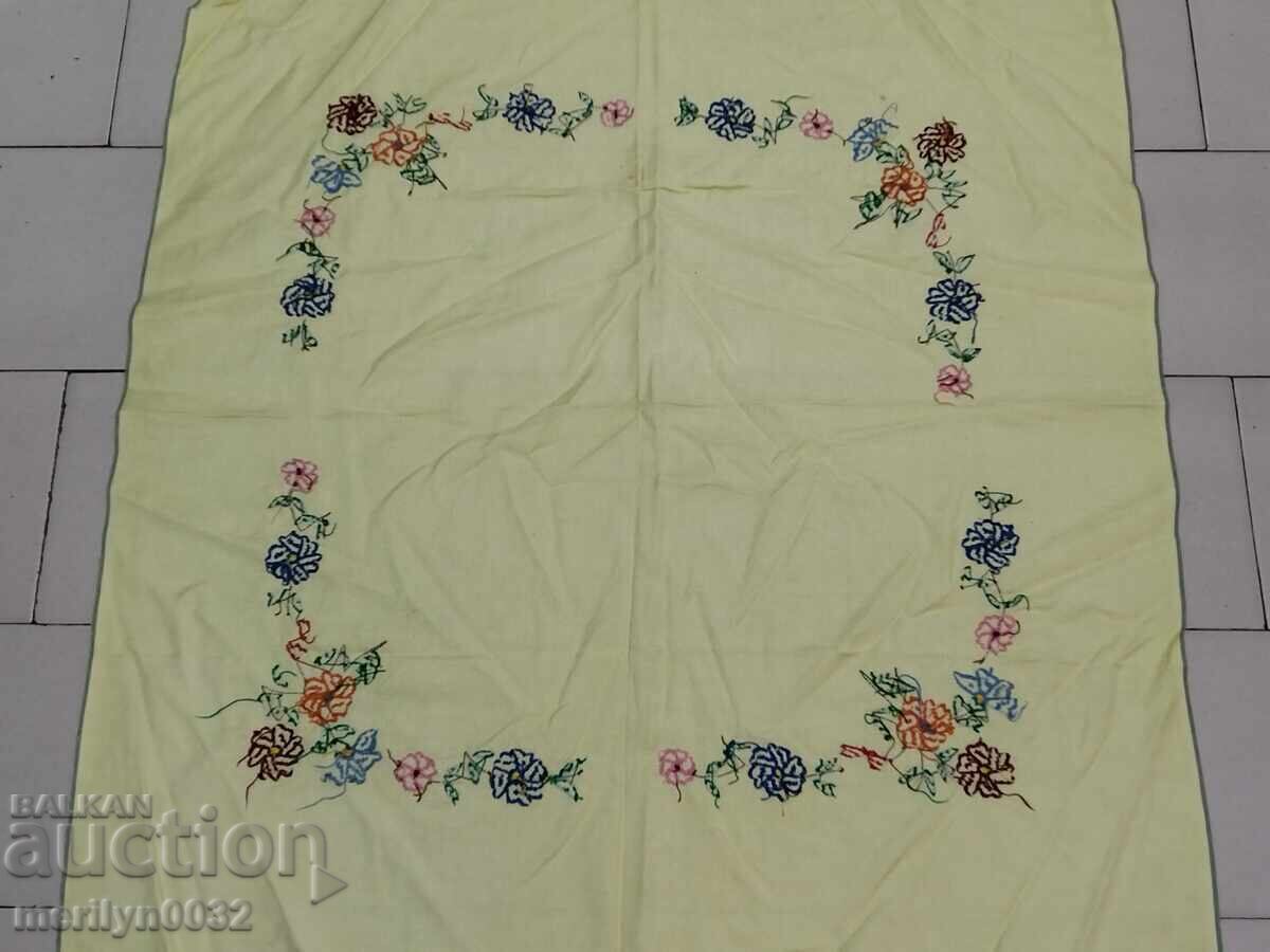 Старо бродирано каре, покривка, мильо, българска бродерия - 6 Старо бродирано каре, покривка, мильо, българска бродерия - 6