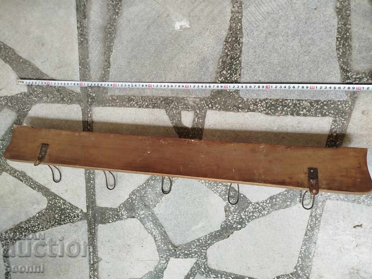 Umeraș vechi din lemn - 5 Umeraș vechi din lemn - 5