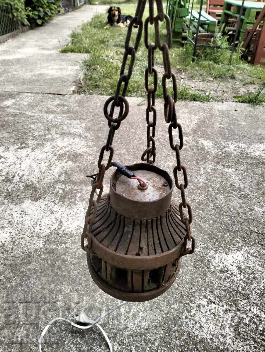 Лампа от главина на каруца Лампа от главина на каруца