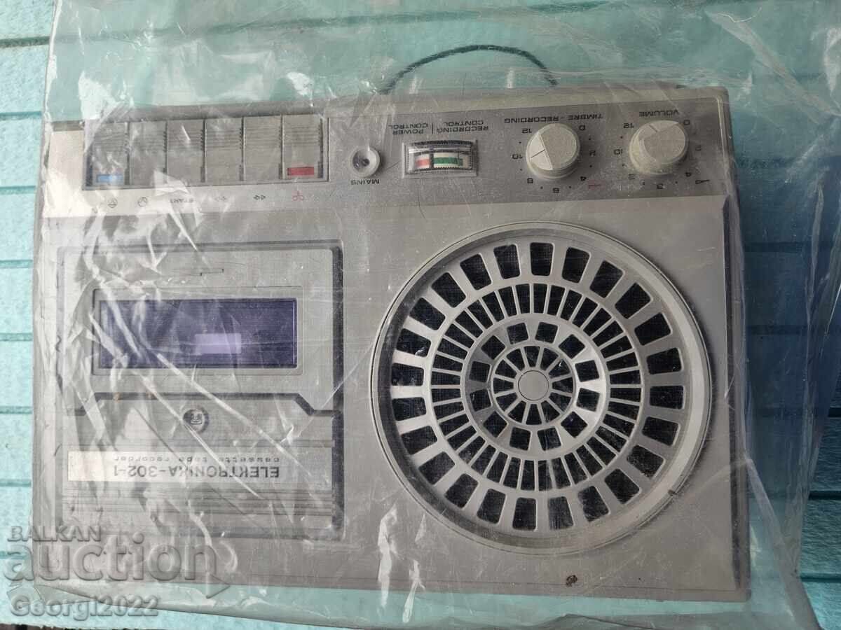 Cassette Player Elektronika 302 - 7 Cassette Player Elektronika 302 - 7